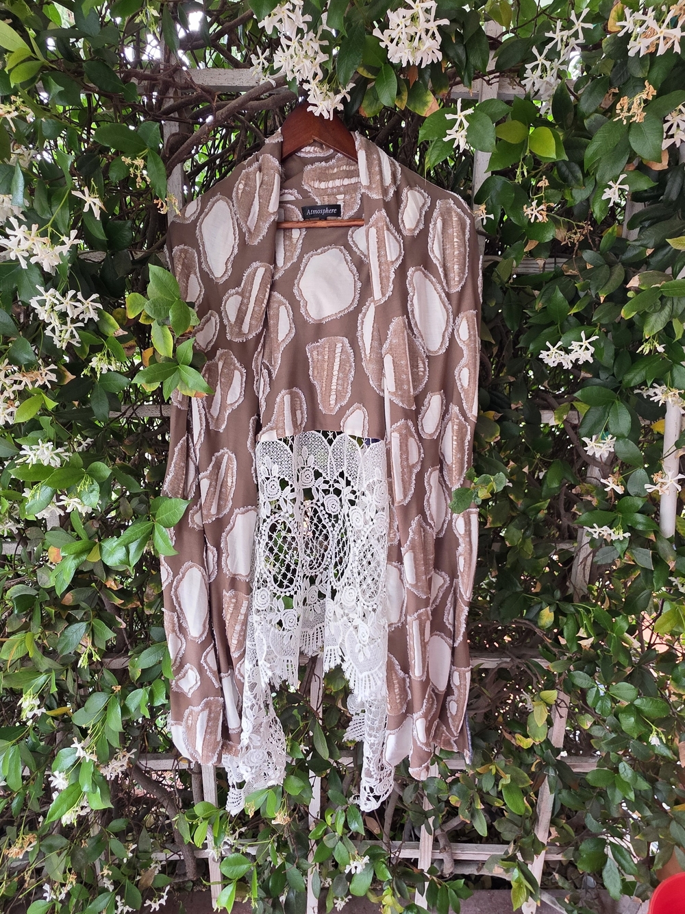 Atmosphere Navy and Taupe Rervisible Lace-Trim Kimono